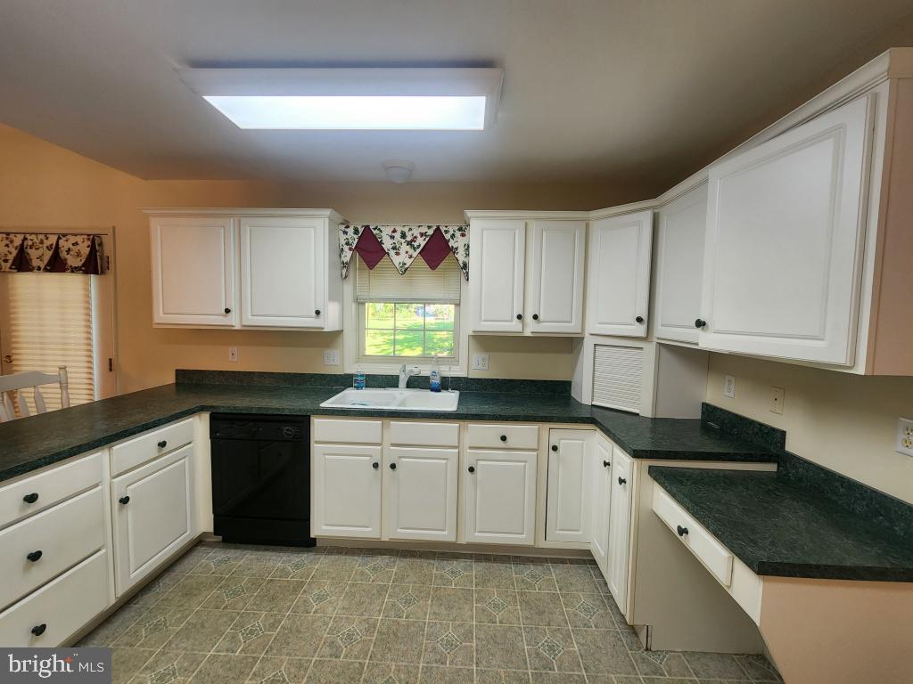 342 North Locust Street Lititz, PA 17543 - Photo 16 of 50 Gallery Image 16