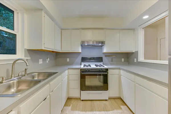$2,800 | 1701 Jennie Avenue, Unit B, Austin, TX 78703