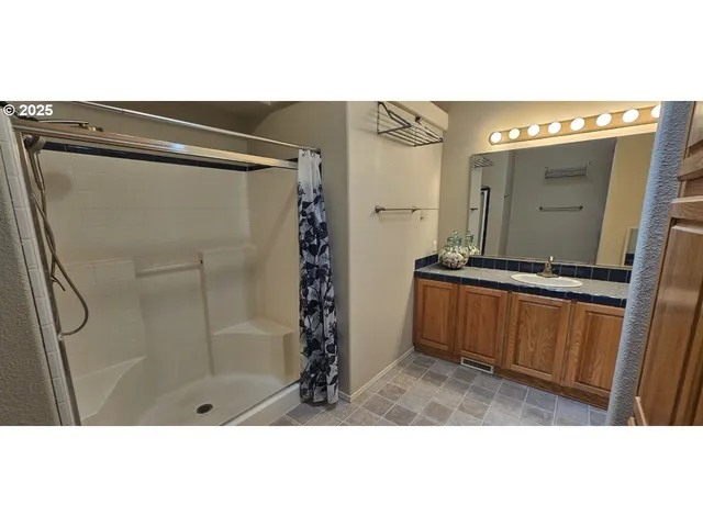 $1,075,000 | 89349 Rustic Lane, Florence, OR 97439