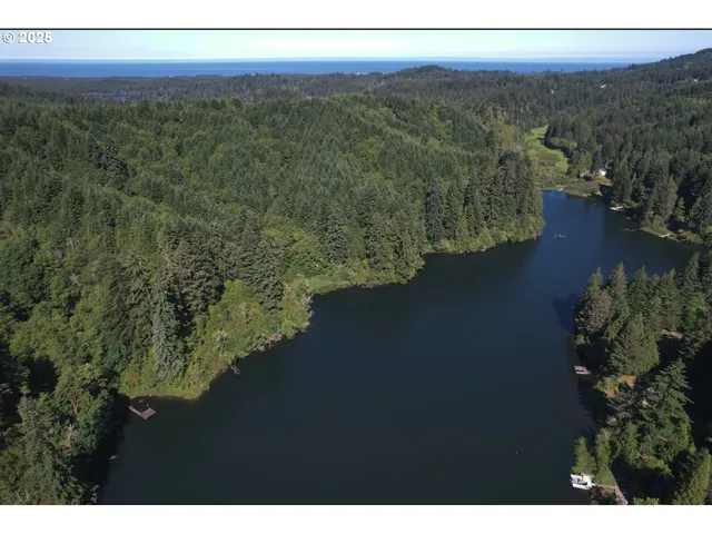 $1,075,000 | 89349 Rustic Lane, Florence, OR 97439