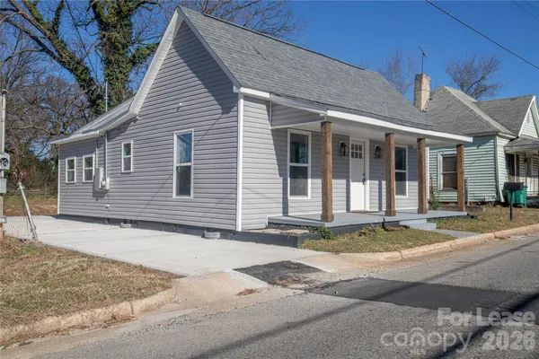 $1,400 | 929 South Long Street, Salisbury, NC 28144