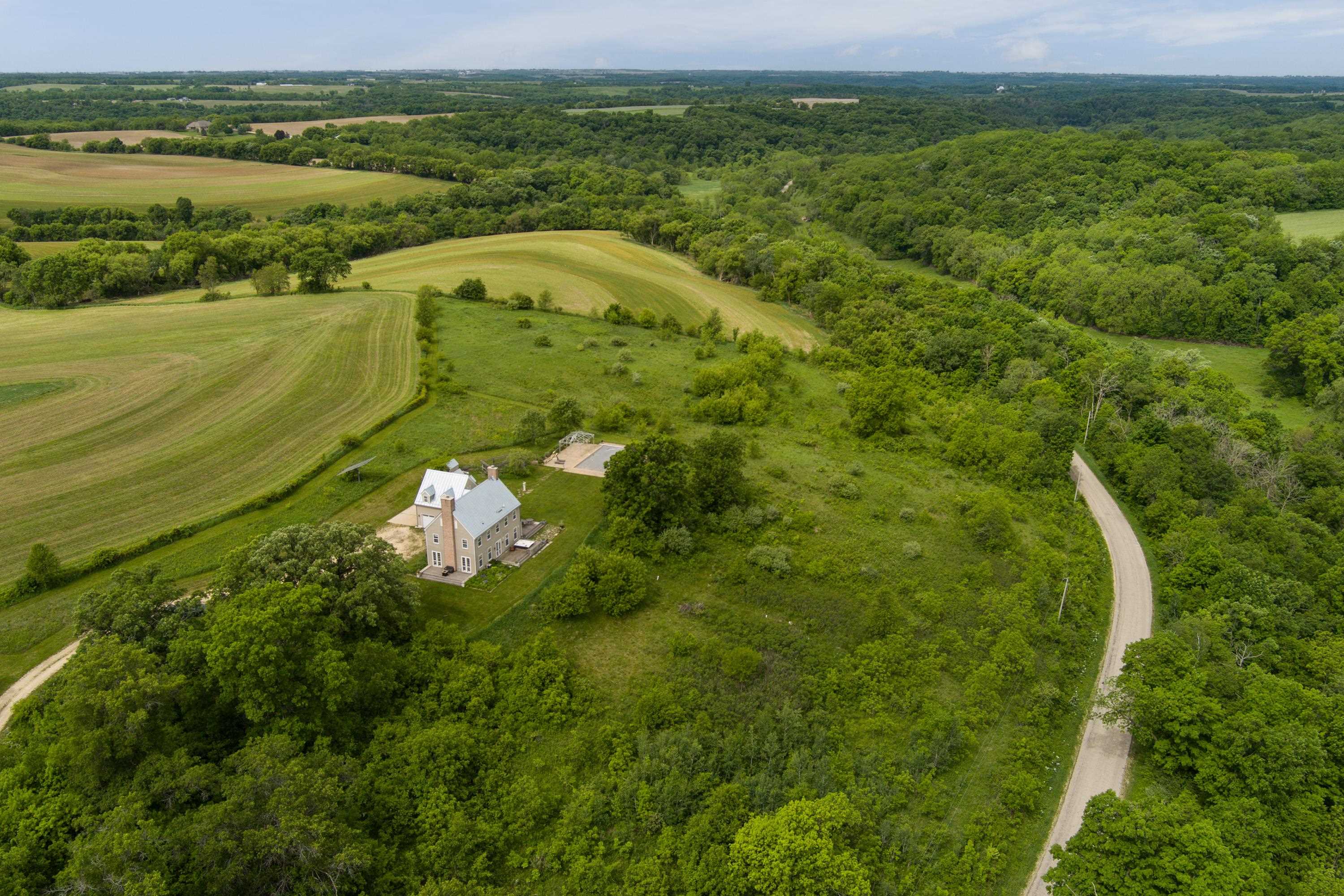 4275 Norwegian Hollow Road Dodgeville, WI 53533 - Photo 68 of 71