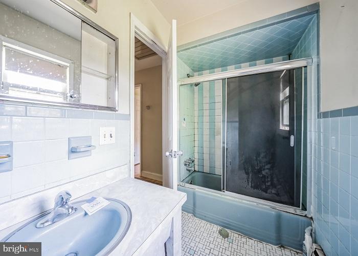 10 Baldwin Terrace Wayne, NJ 07470 - Photo 19 of 22