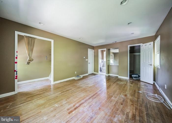 10 Baldwin Terrace Wayne, NJ 07470 - Photo 6 of 22