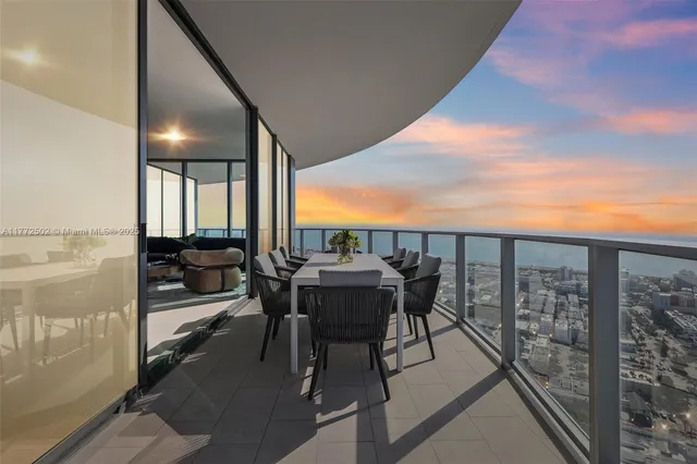 $14,000,000 | 500 Alton Road, Unit 4201 05, Miami Beach, FL 33139