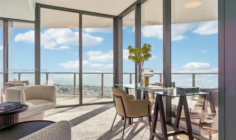 $14,000,000 | 500 Alton Road, Unit 4201 05, Miami Beach, FL 33139