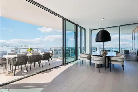 $14,000,000 | 500 Alton Road, Unit 4201 05, Miami Beach, FL 33139