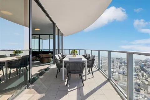 $14,000,000 | 500 Alton Road, Unit 4201 05, Miami Beach, FL 33139