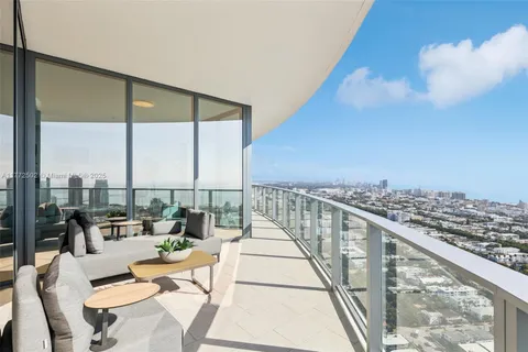 $14,000,000 | 500 Alton Road, Unit 4201 05, Miami Beach, FL 33139