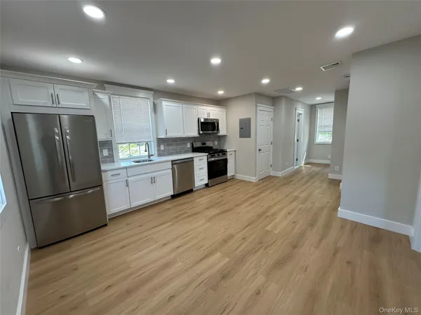 $2,800 | 1109 Pulaski Road, East Northport, NY 11731