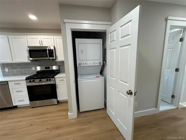 $2,800 | 1109 Pulaski Road, East Northport, NY 11731