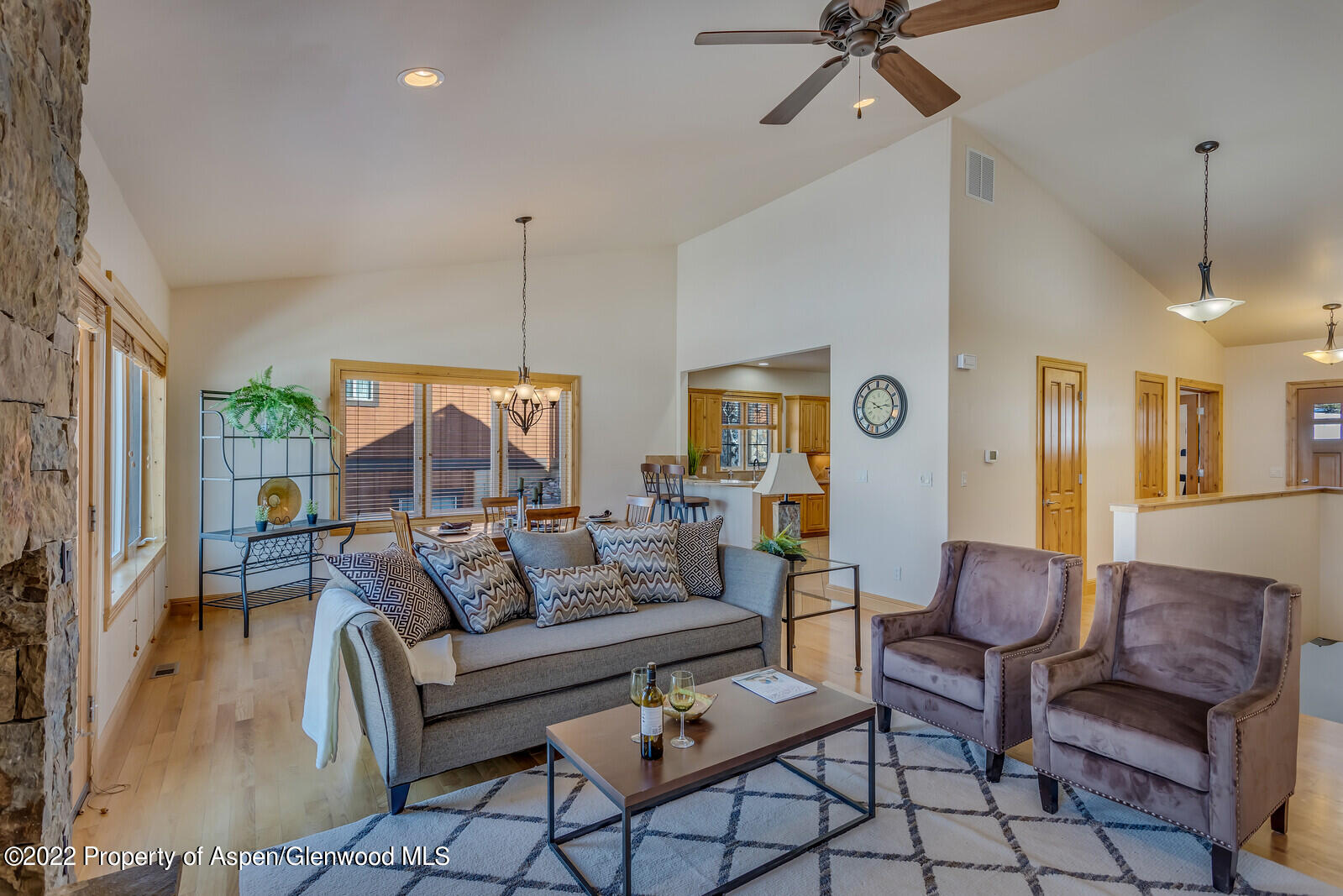 341 Faas Ranch Road New Castle, CO 81647 - Photo 4 of 32 04_341_faas_ranch_rd_New_Castle_81647004