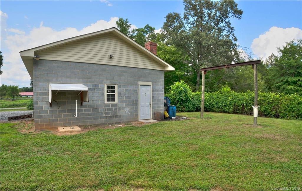 3045 Reeves Island Road Richfield, NC 28137 - Photo 32 of 37 Gallery Image 32