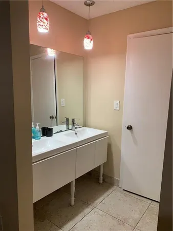 $2,400 | 858 Northwest 92nd Avenue, Unit 858, Plantation, FL 33324