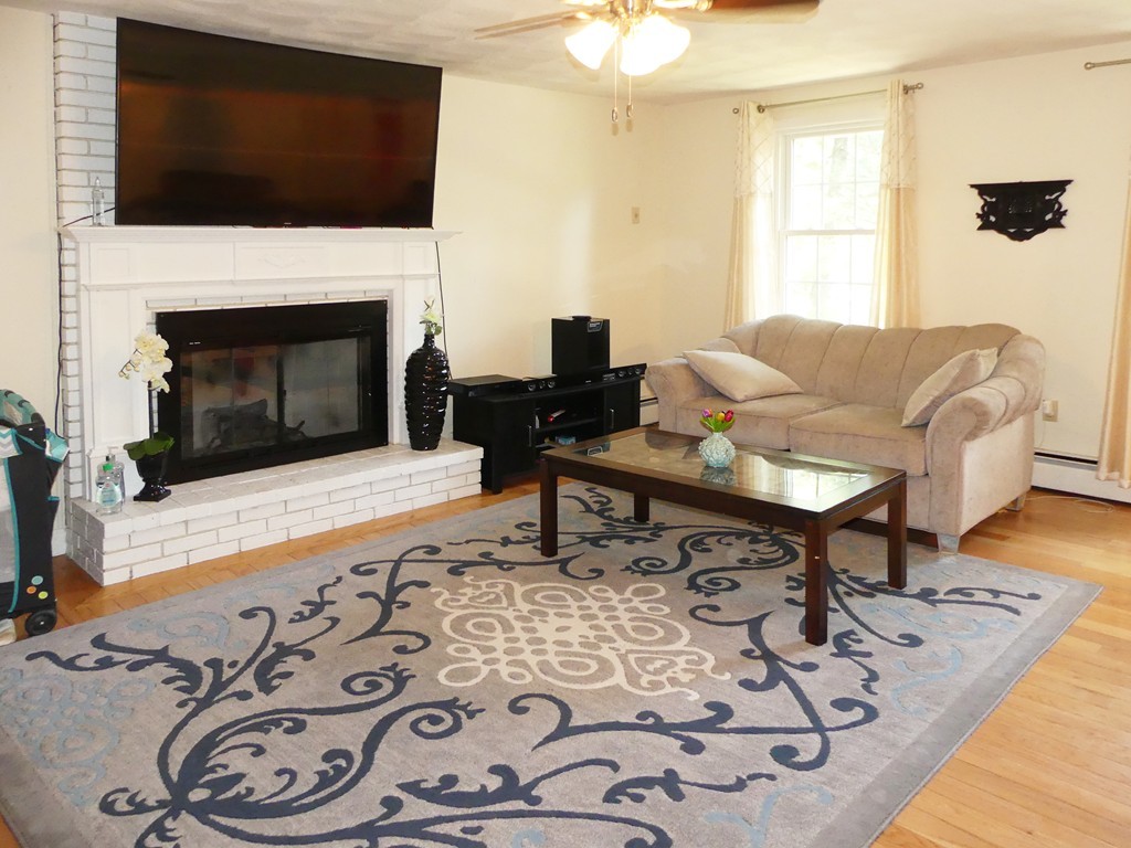 9 Greybirch Road Andover, MA 01810 - Photo 12 of 29