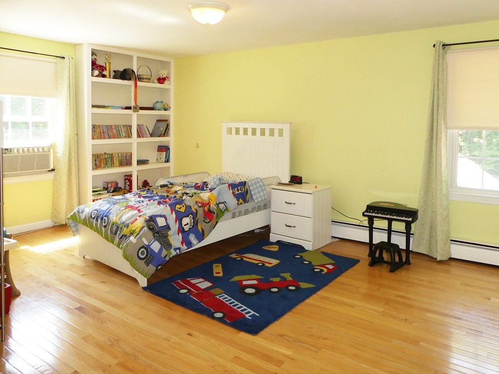 9 Greybirch Road Andover, MA 01810 - Photo 17 of 29