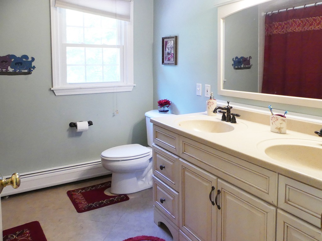 9 Greybirch Road Andover, MA 01810 - Photo 18 of 29