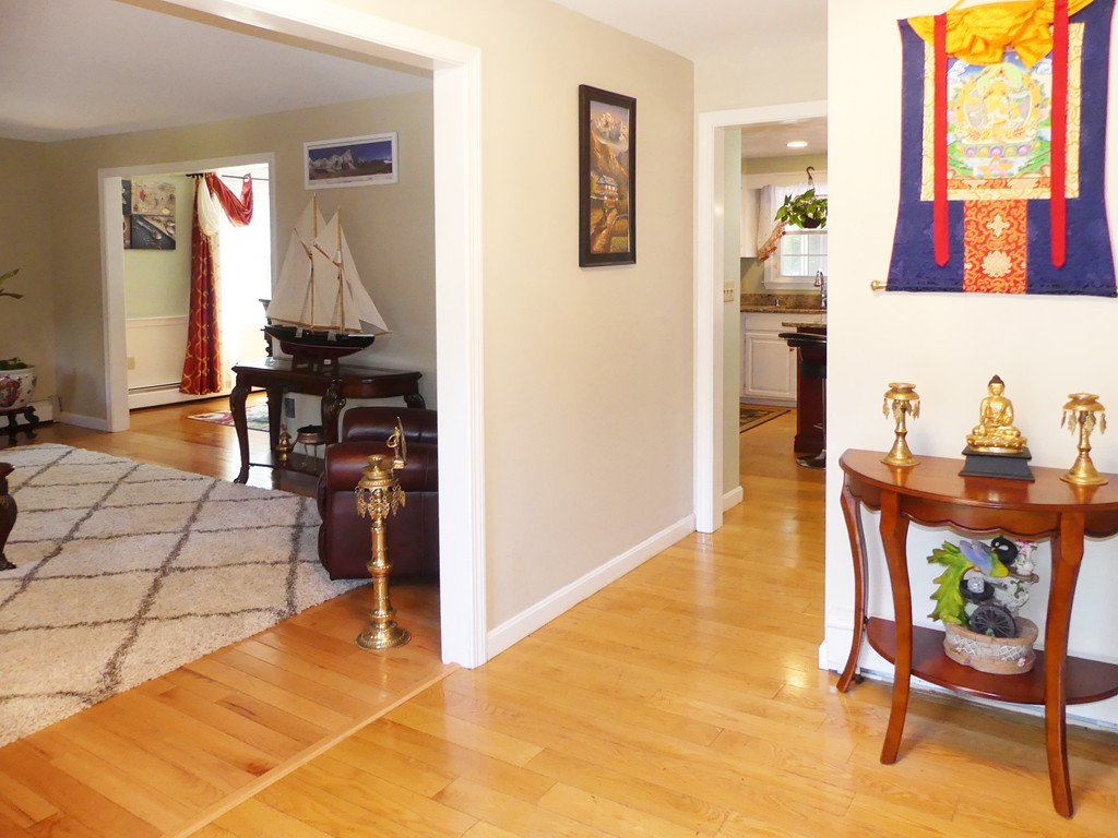 9 Greybirch Road Andover, MA 01810 - Photo 3 of 29