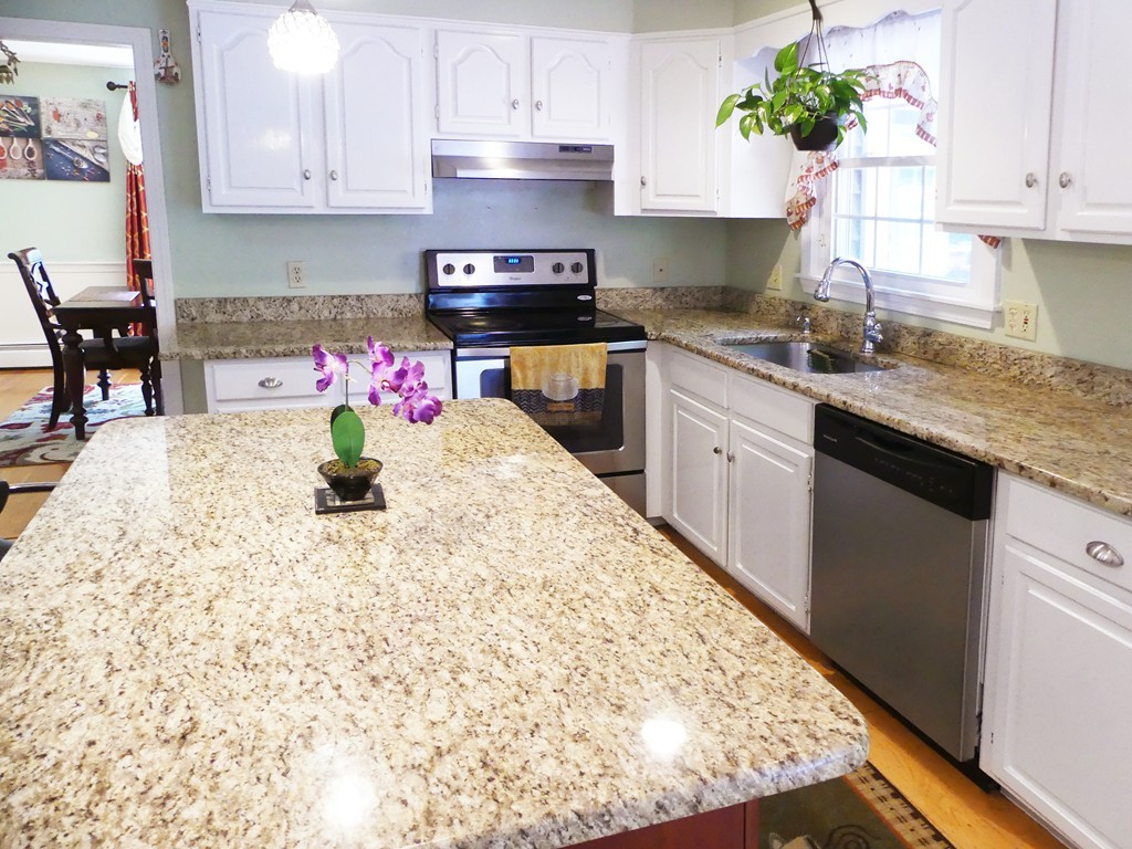 9 Greybirch Road Andover, MA 01810 - Photo 9 of 29