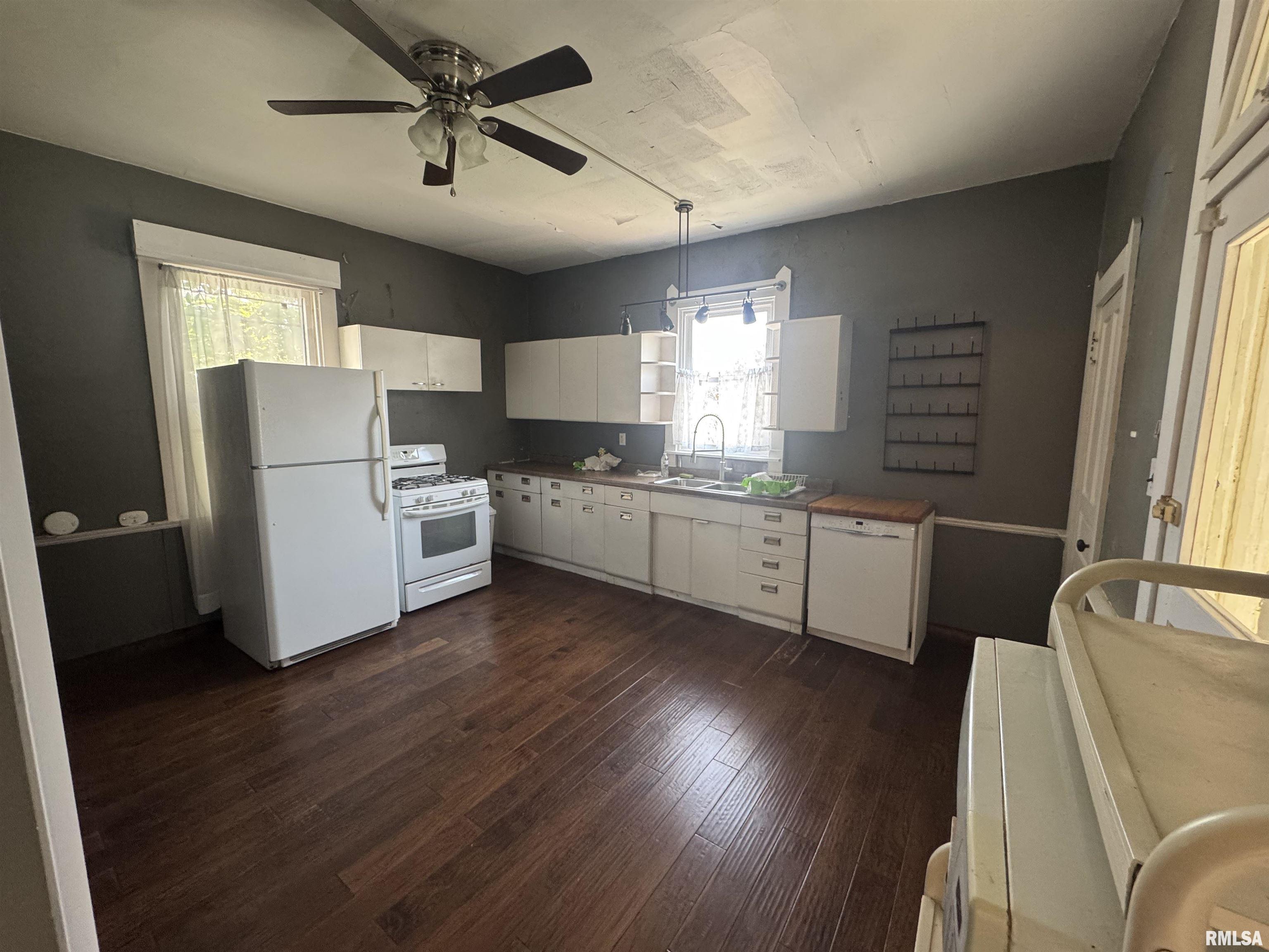 607 South 17th Street Quincy, IL 62301 - Photo 8 of 24