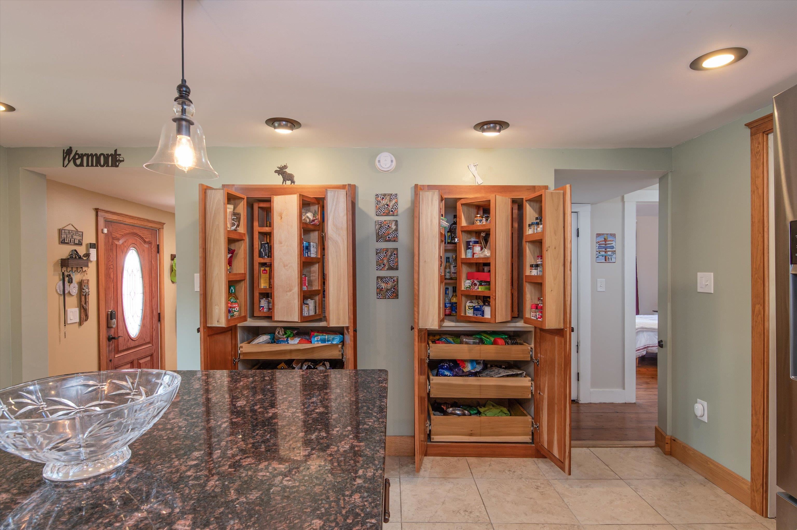 95 Church Street Chester, VT 05143 - Photo 10 of 52