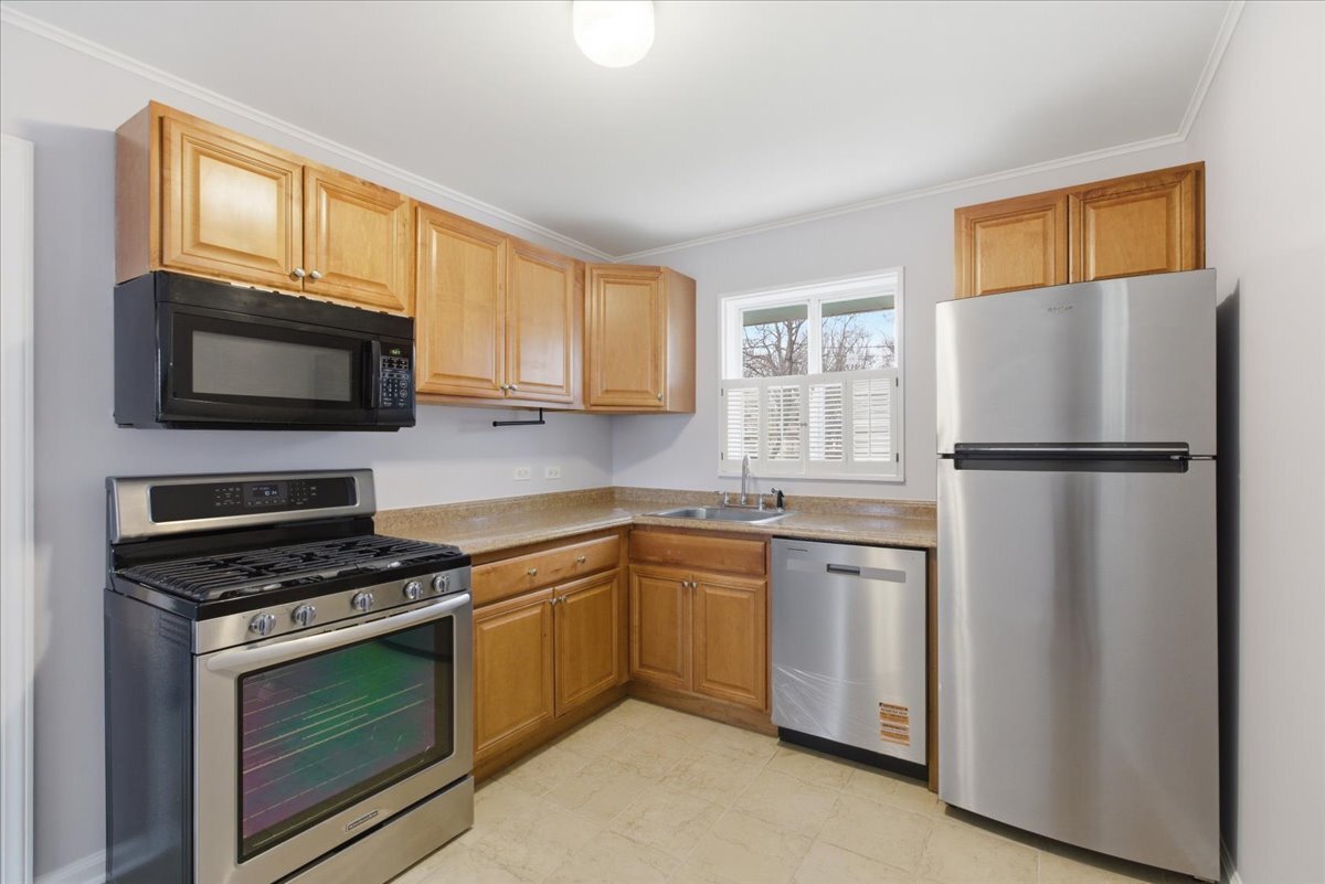 5 Crescent Road Lake Zurich, IL 60047 - Photo 6 of 11