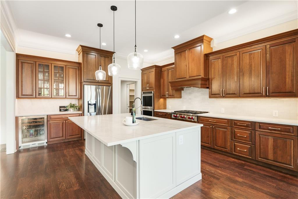 2589 Ashford Road Northeast Brookhaven, GA 30319 - Photo 17 of 60