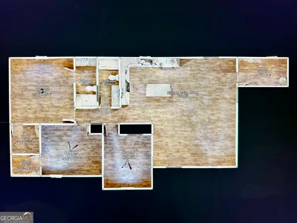 a black and white photo of a room