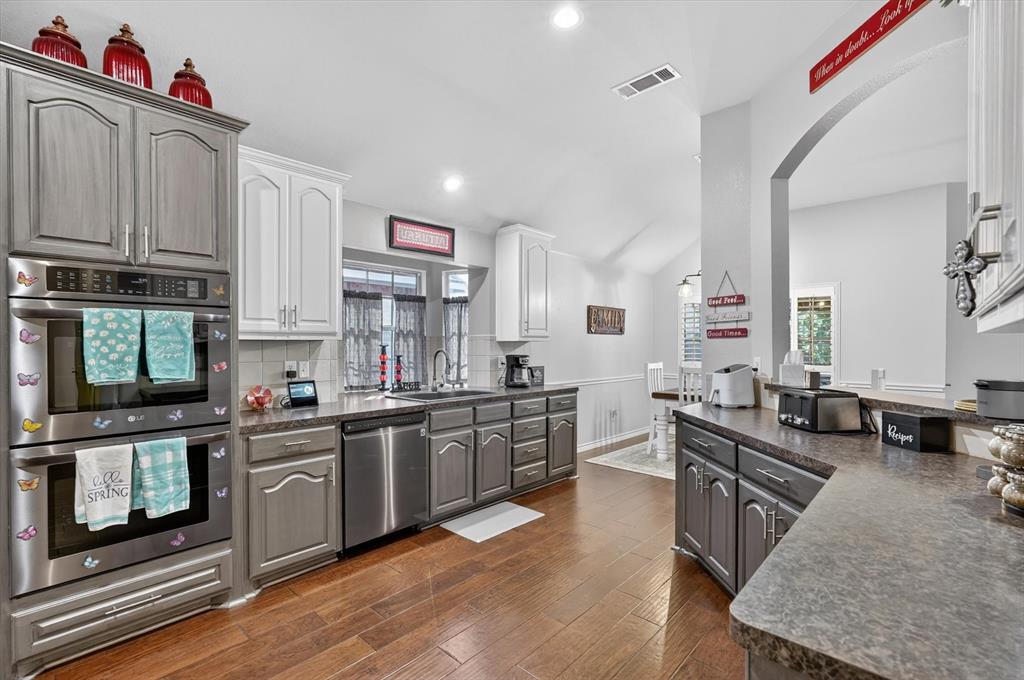 9506 Garrett Drive Rowlett, TX 75089 - Photo 8 of 40