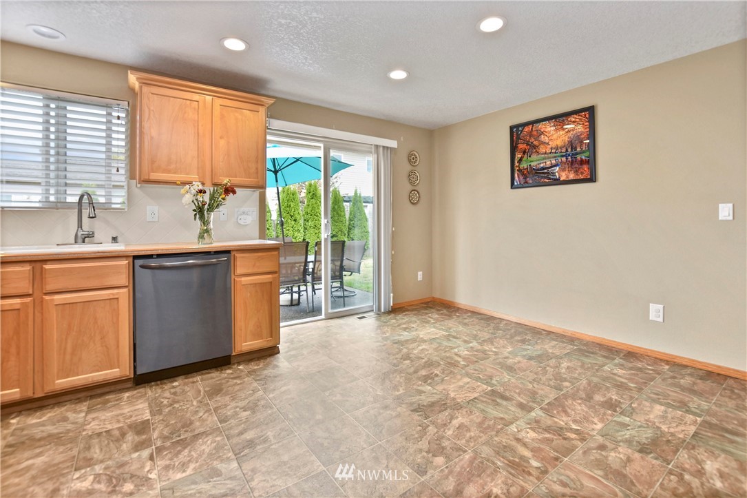 113 Mission Road Kelso, WA 98626 - Photo 7 of 16 Gallery Image 7