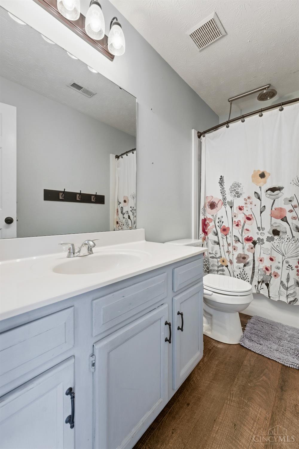 8031 Kings Court Maineville, OH 45039 - Photo 17 of 48