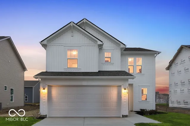 $257,999 | 2015 Black Oak Drive, Shelbyville, IN 46176