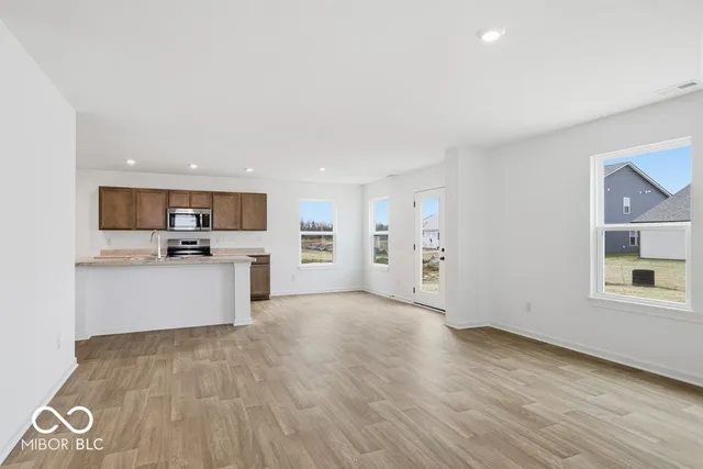 $257,999 | 2015 Black Oak Drive, Shelbyville, IN 46176