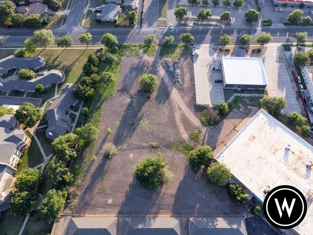 $595,000 | 5000 Gary Avenue, Lubbock, TX 79413