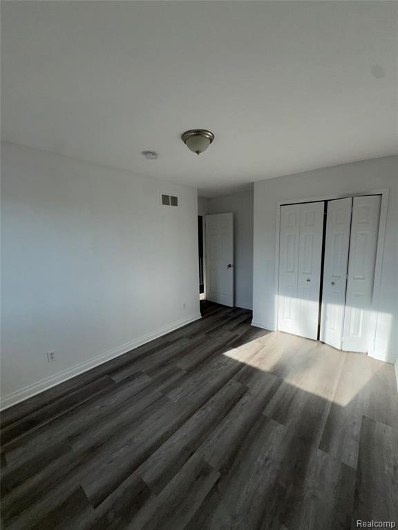 6063 Miller Road Dearborn, MI 48126 - Photo 8 of 11