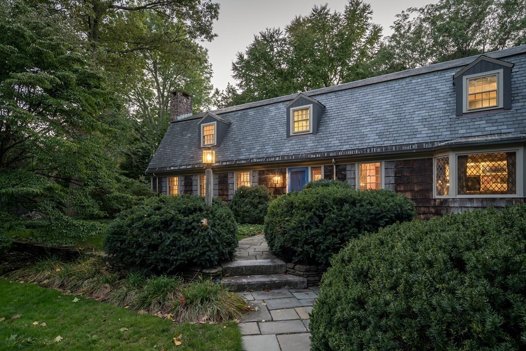 260 Eliot Street Brookline, MA 02467 - Photo 2 of 38