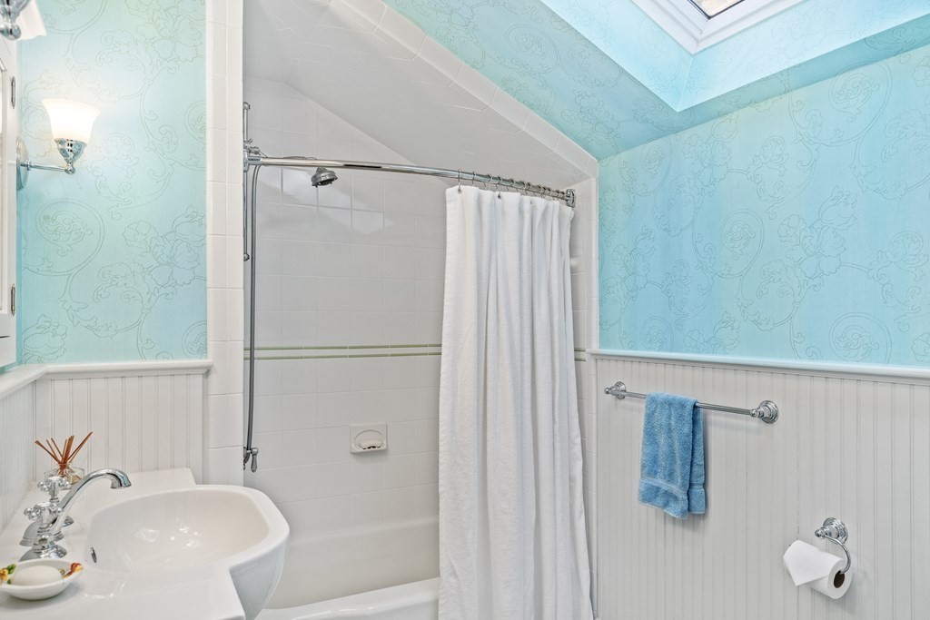 260 Eliot Street Brookline, MA 02467 - Photo 26 of 38