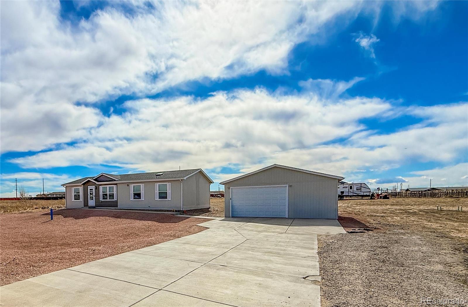 16412 Higgins Avenue Fort Lupton, CO 80621 - Photo 1 of 27