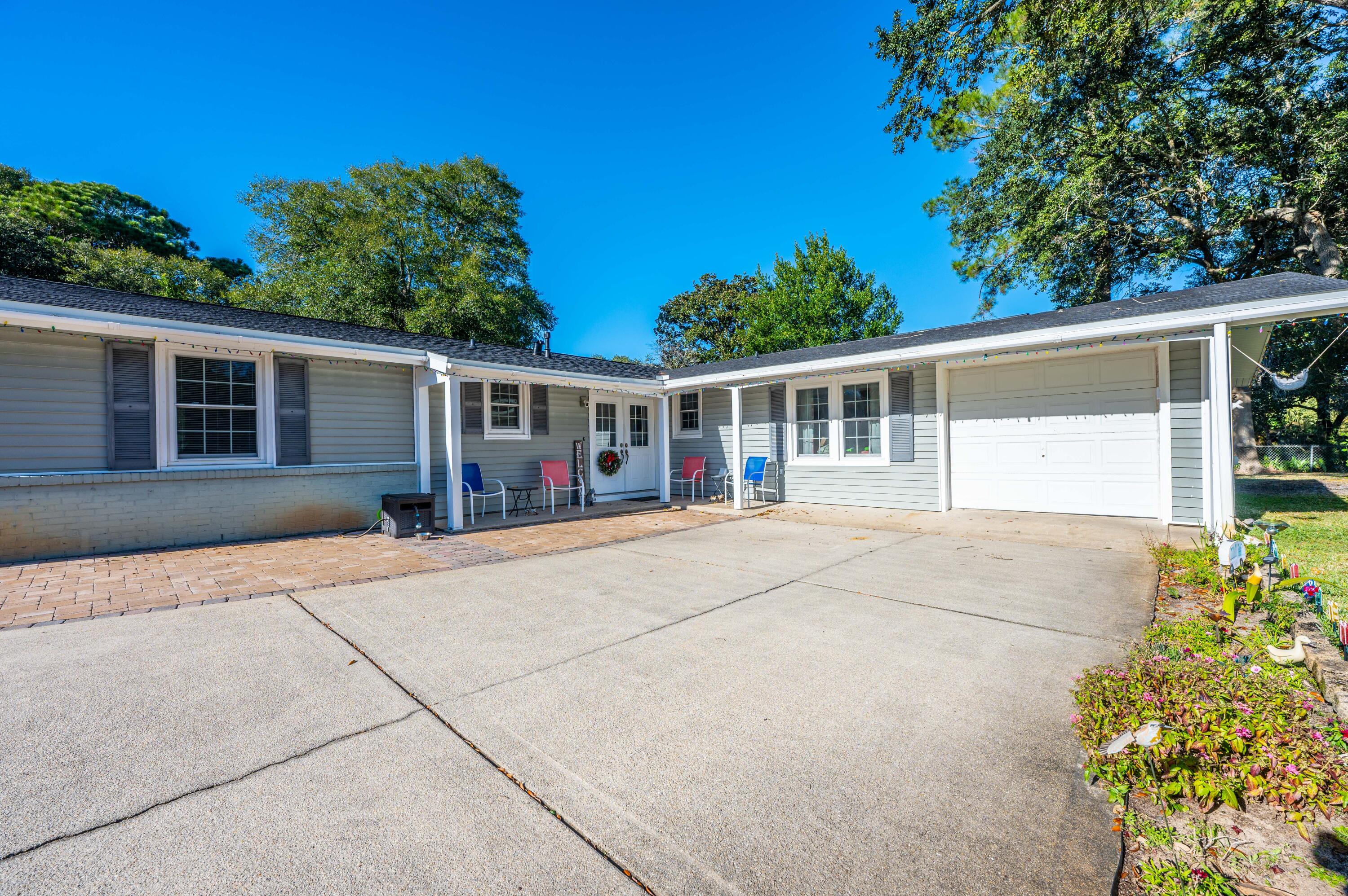 136 Ferry Rd Exterior-2