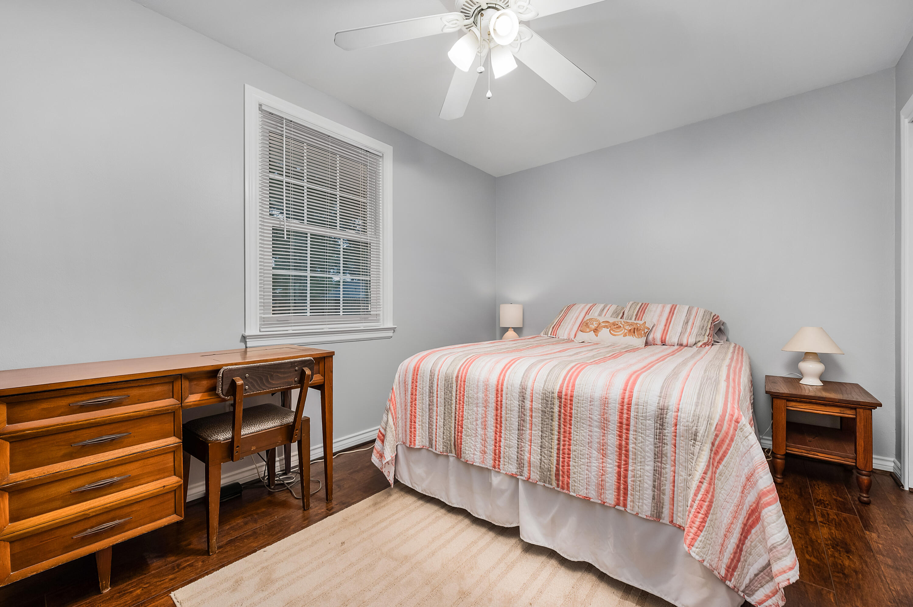 136 Ferry Road Northeast Fort Walton Beach, FL 32548 - Photo 25 of 41 guest bedroom
