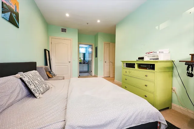 $2,800 | 614 Pond Street, Unit 1411, Braintree, MA 02184