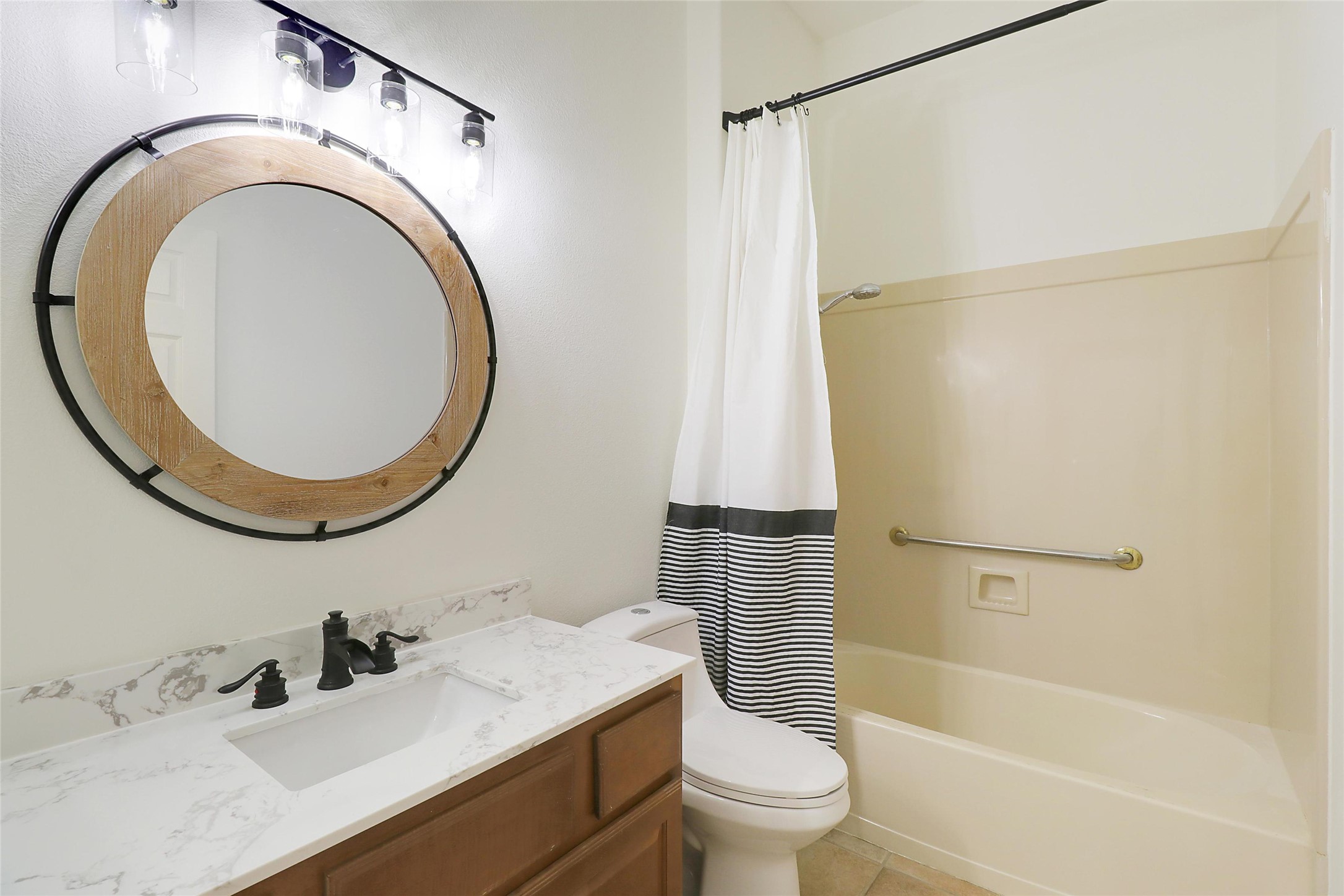 109 Sunflower Street Georgetown, TX 78633 - Photo 16 of 19 Updated secondary bathroom.