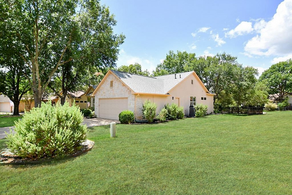 109 Sunflower Street Georgetown, TX 78633 - Photo 19 of 19 No side neighbors and backs to greenbelt!