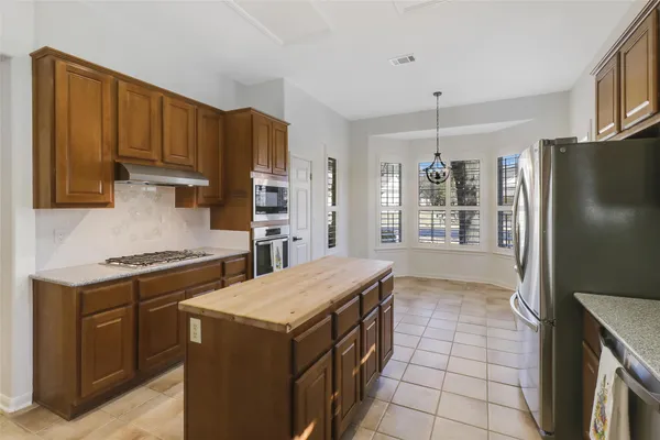 $2,800 | 109 Sunflower Street, Georgetown, TX 78633