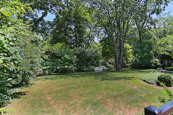 118 Cheek Road Nashville, TN 37205 - Photo 19 of 19 a view of a trees with a yard