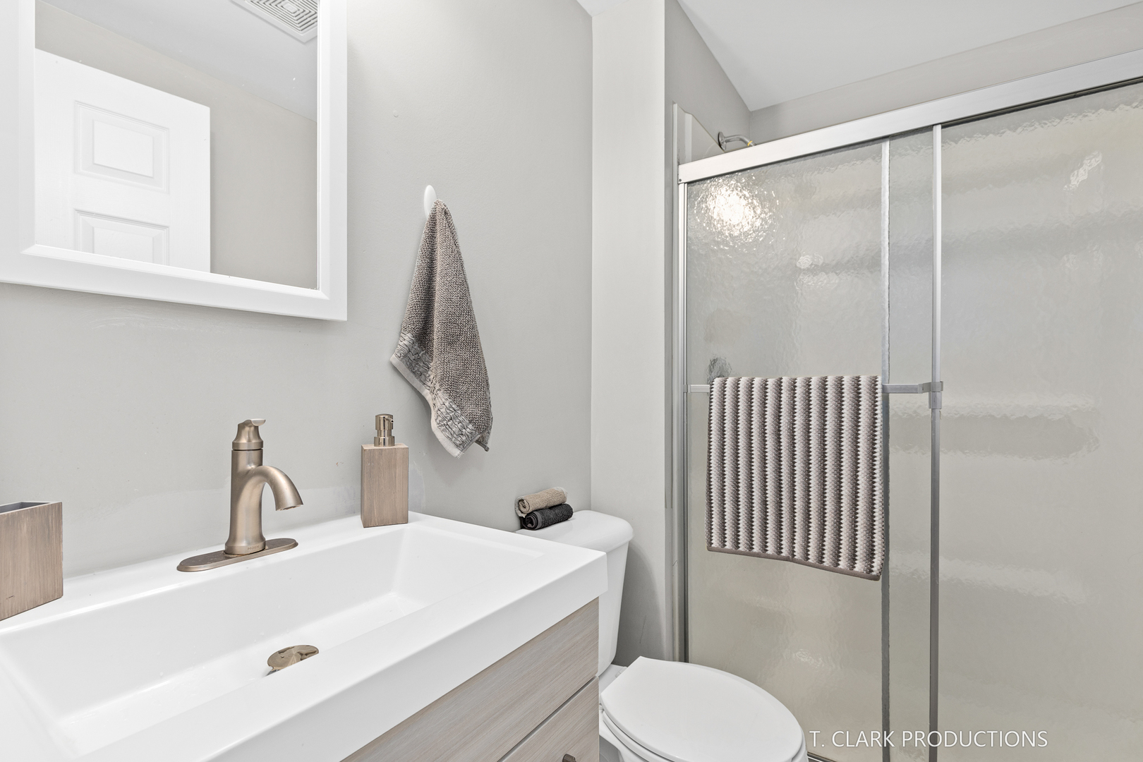 185 Oxford Road Bolingbrook, IL 60440 - Photo 23 of 29