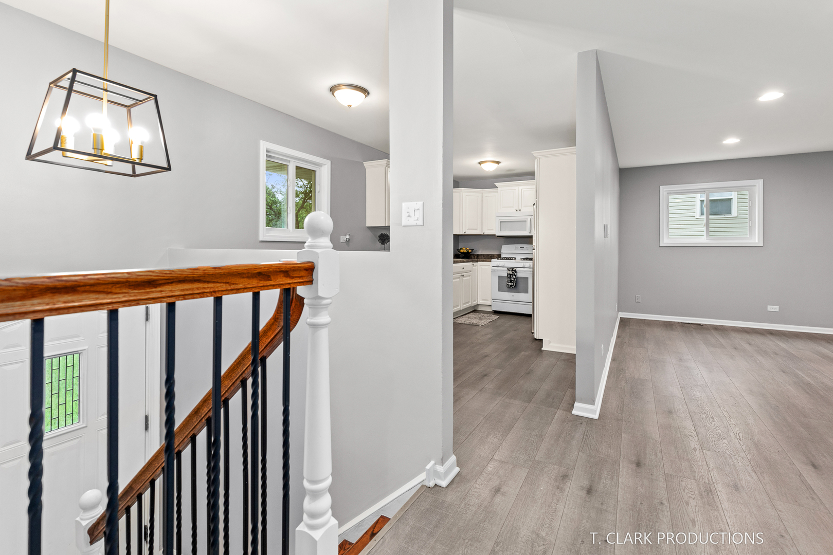185 Oxford Road Bolingbrook, IL 60440 - Photo 8 of 29
