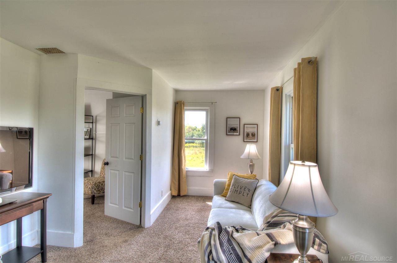 5580 Peck Road Croswell, MI 48422 - Photo 4 of 13 50024500-3.JPG