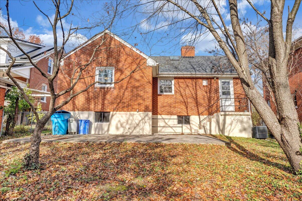 2460 Tillett Road Southwest Roanoke, VA 24015 - Photo 29 of 30 29-MIB07197