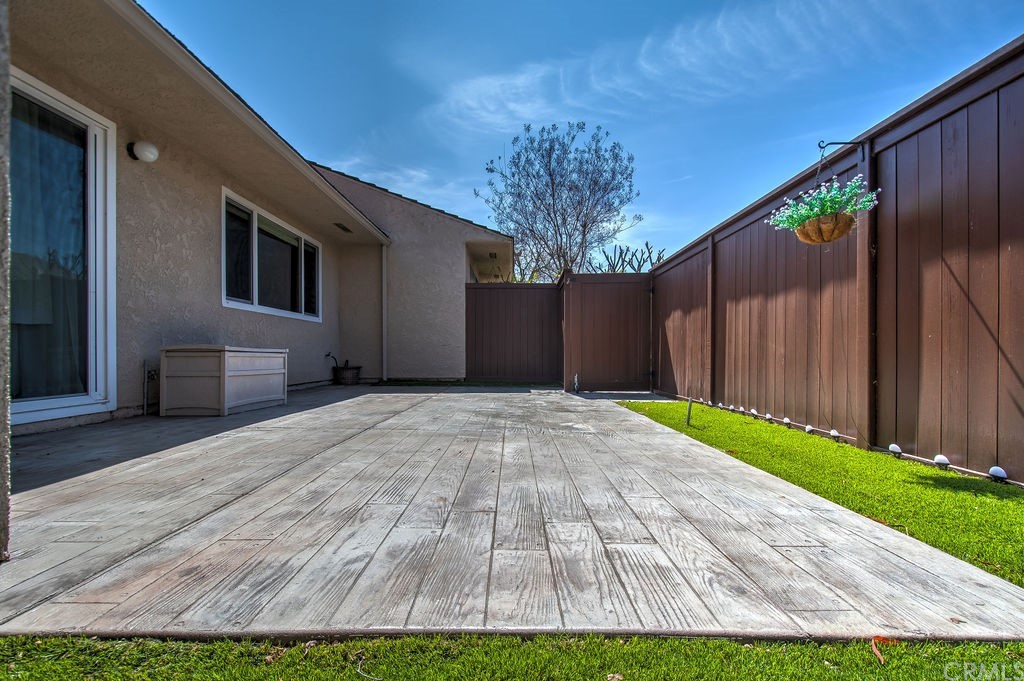 17241 Chestnut Irvine, CA 92612 - Photo 47 of 66